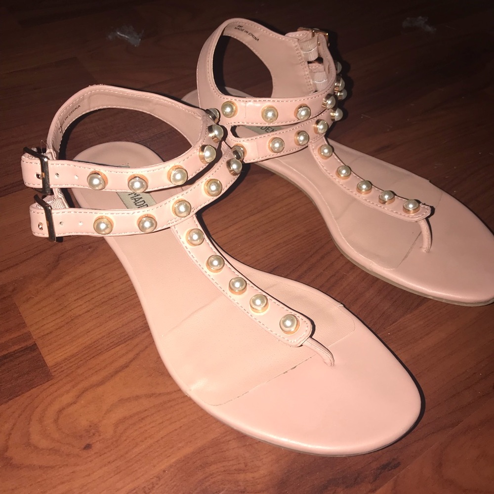 Steve Madden pearl sandals